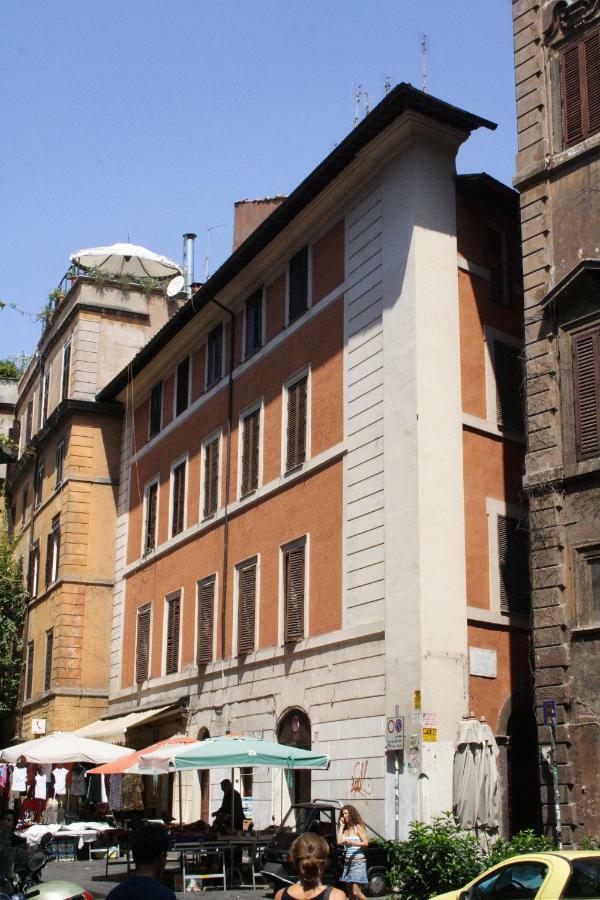 Studio Della Pace, Classy & Charming - Renovated Apartment Rome Exterior photo